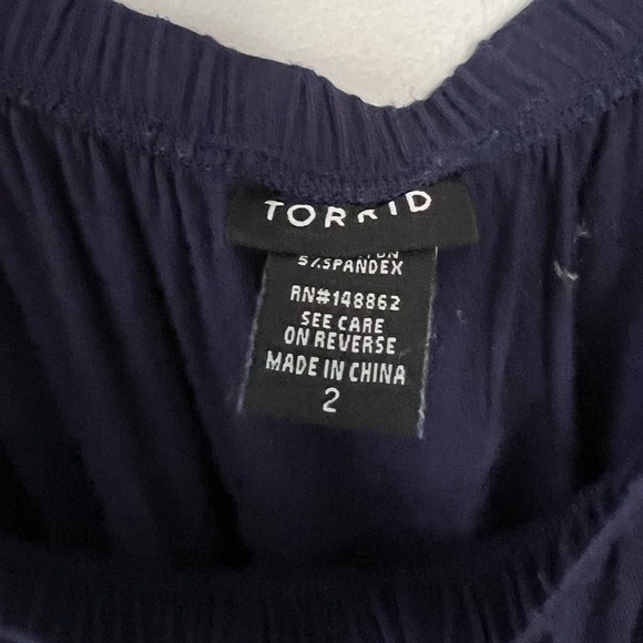 Torrid Elastic Sleeve Navy Top - Picture 5 of 6